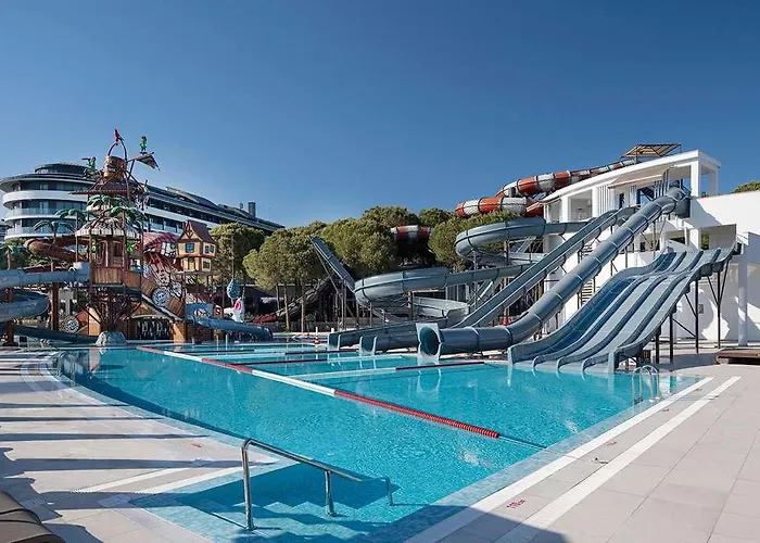 Voyage Golf And Hotel