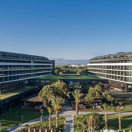 Voyage Golf And Hotel *
