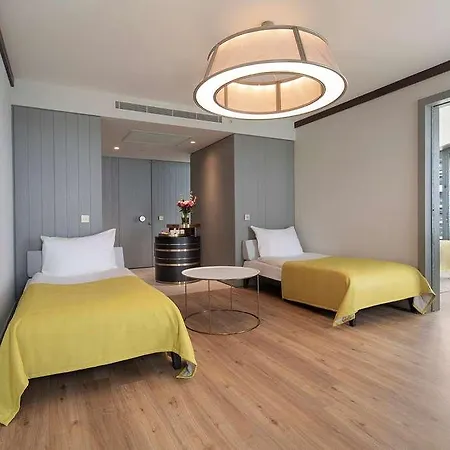 Voyage Golf And Hotel