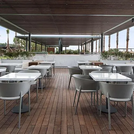 Voyage Golf And Hotell